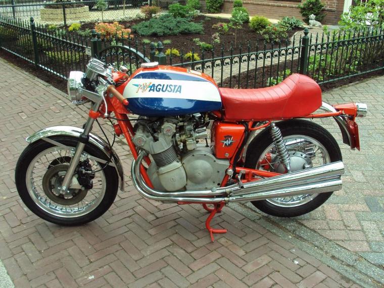 MV Agusta 1975