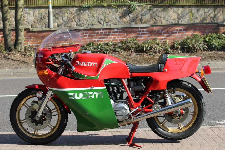 Ducati Mike Hailwood Replica Classic Motorcycle Pictures